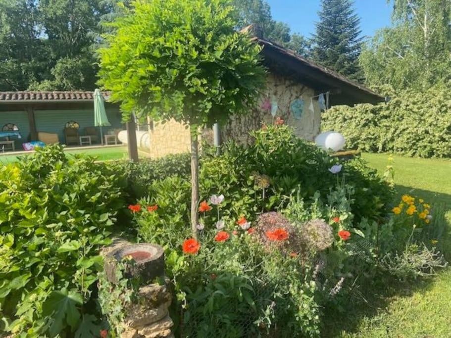 Appartement Le Bon Chemin Ateliers à Sainte-Nathalène Extérieur photo